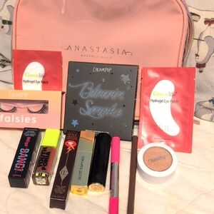 Charlotte Tilbury Lipstick and Makeup Set